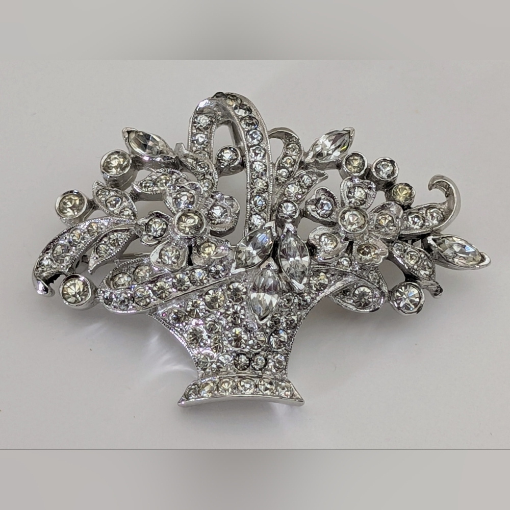 2" Vintage Rhodium Plate Sterling Silver Crystal Rhinestone Flower Basket Brooch